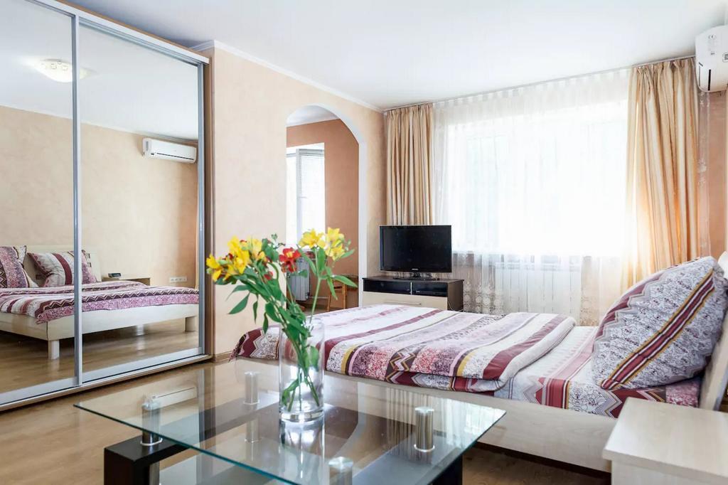 Apartment In Zaporozhye. Antica Zaporizhia Exterior photo
